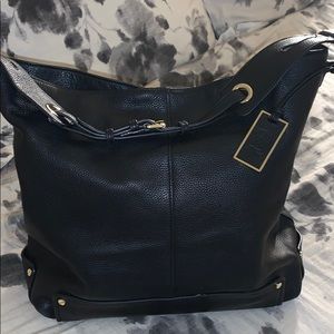 Beautiful, gently used, Vince Camuto 👜 🖤